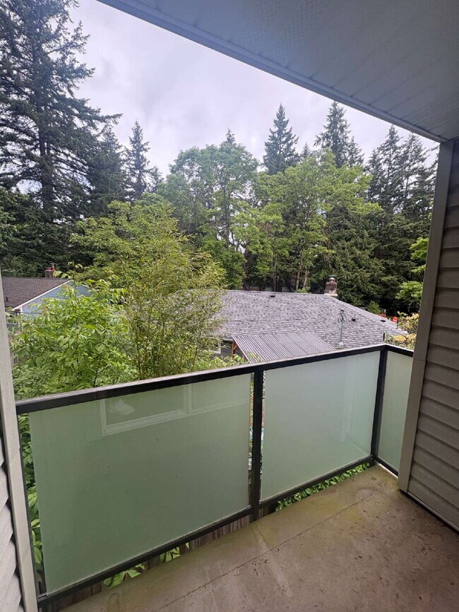 Foto del edificio - Bright, Spacious Townhome with Stylish Upgrades in Pinehurst/Roosevelt