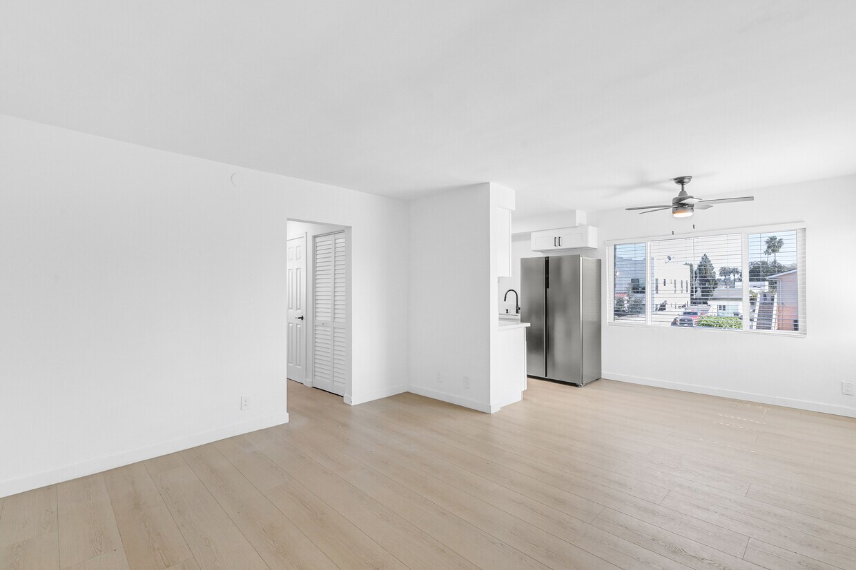 Foto principal - 2301 S Ridgeley Dr