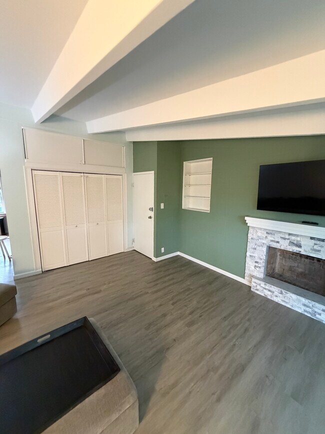 Foto del edificio - 2148 W Rosemont Ave