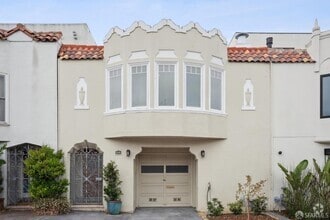 Building Photo - 3229 Baker St
