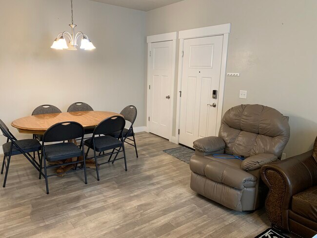 Building Photo - 14472 S Selvig Way