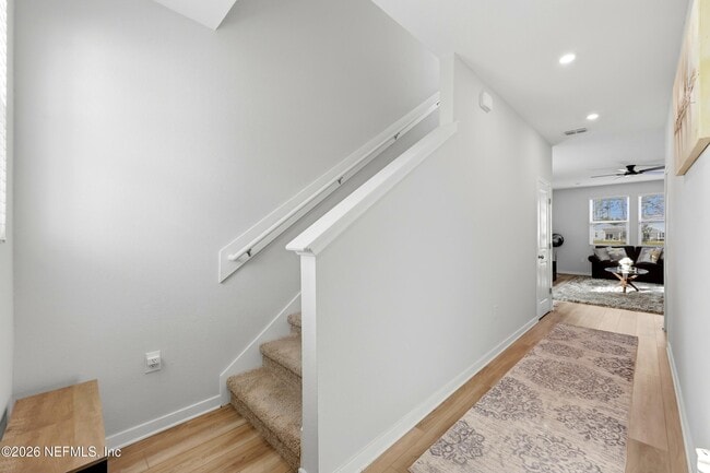 Foto del edificio - 14742 Cashew Ave