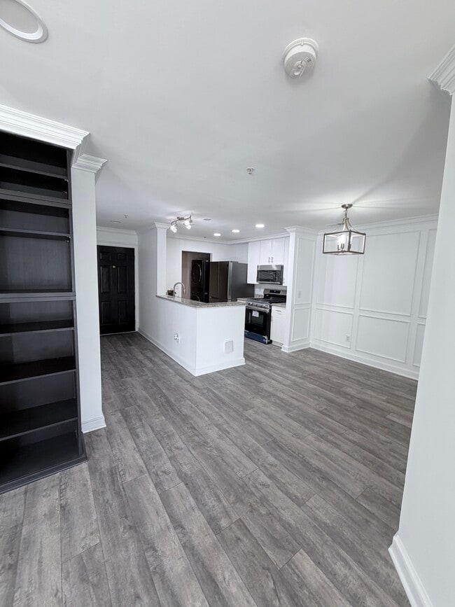 Comedor - 14197 Cuddy Loop