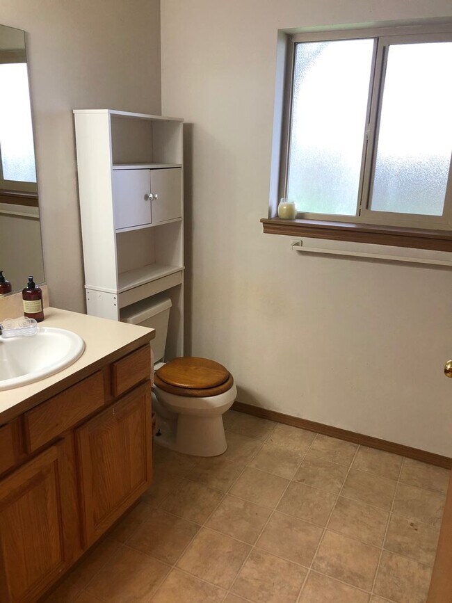 Foto del edificio - Two Bedroom in Mount Vernon