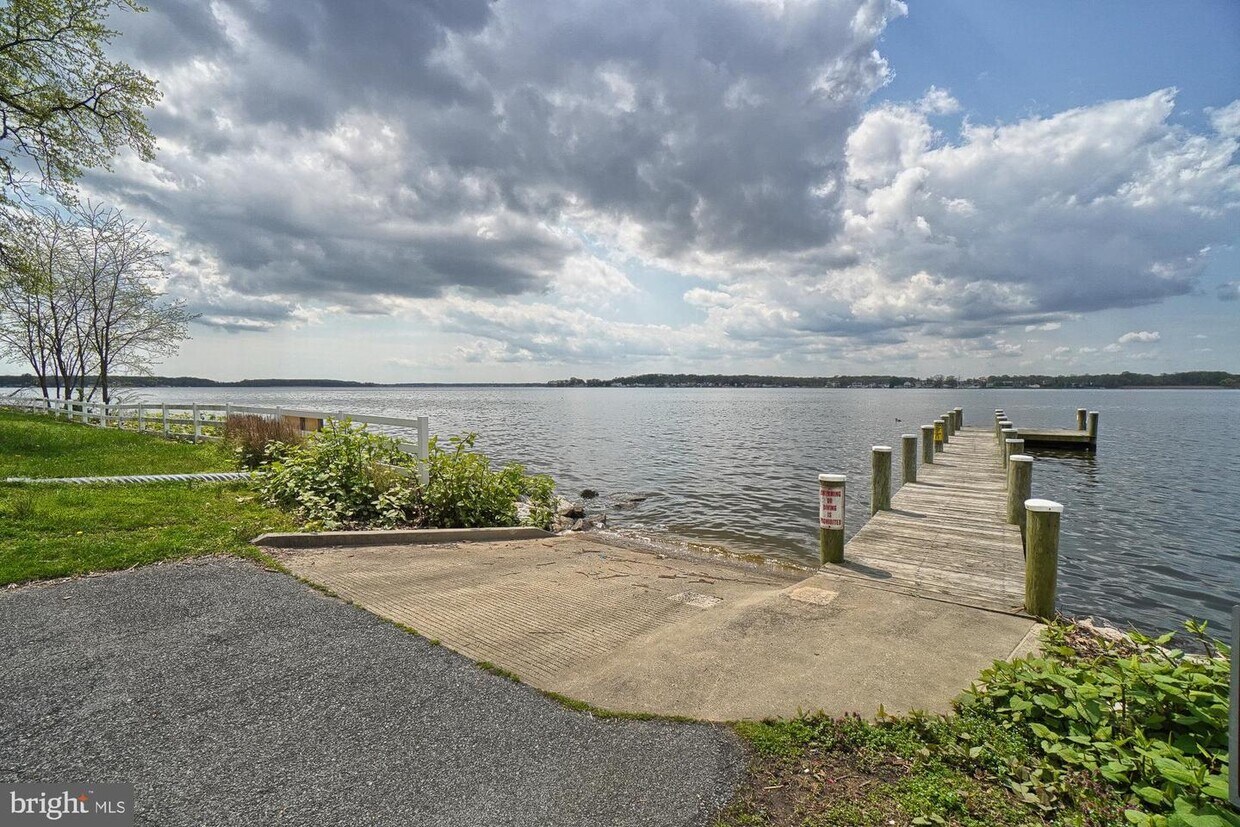 1226 Maritime Cir, Essex, MD 21221 House Rental in Essex, MD