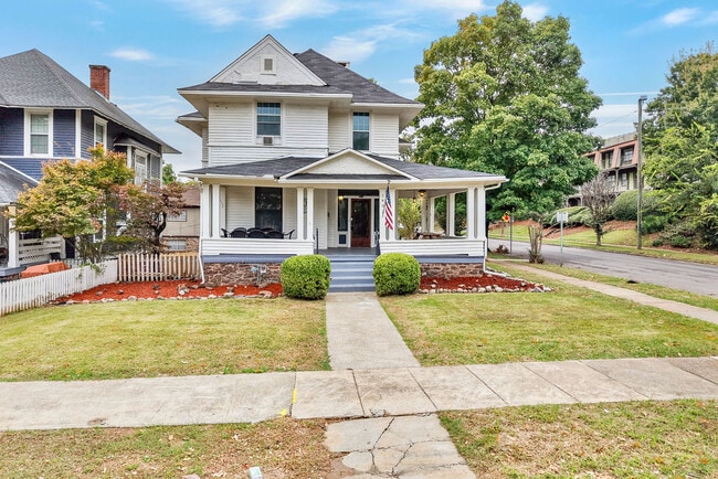 Foto del edificio - 1402 17th St S