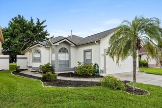 Building Photo - 5802 Parkview Point Dr