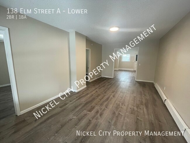 Building Photo - 138 Elm St