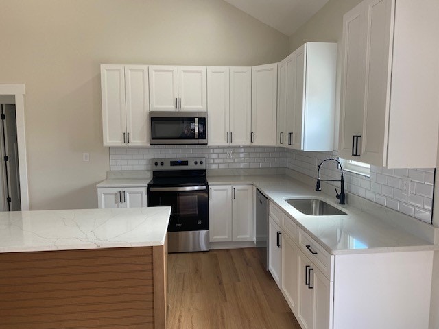 Foto del edificio - 115 Heath Ln