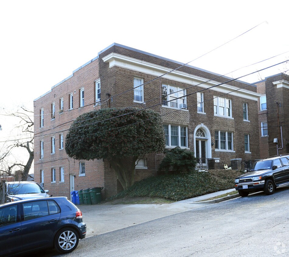 Foto del edificio - 3411 29th St NW