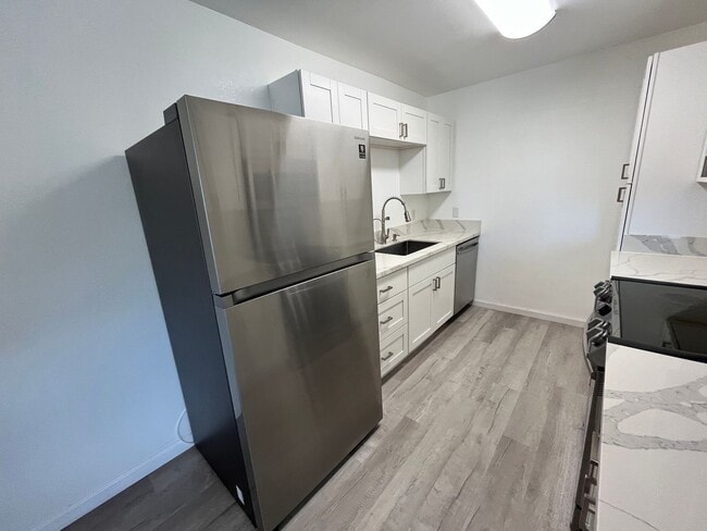 Building Photo - Pae Ko Gardens (Kapolei) 2 bedrooms, upsta...