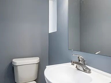 Foto del edificio - 2223 Sharon Way