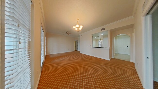 Building Photo - Unique Luxury 3/2 Condo in Reunion