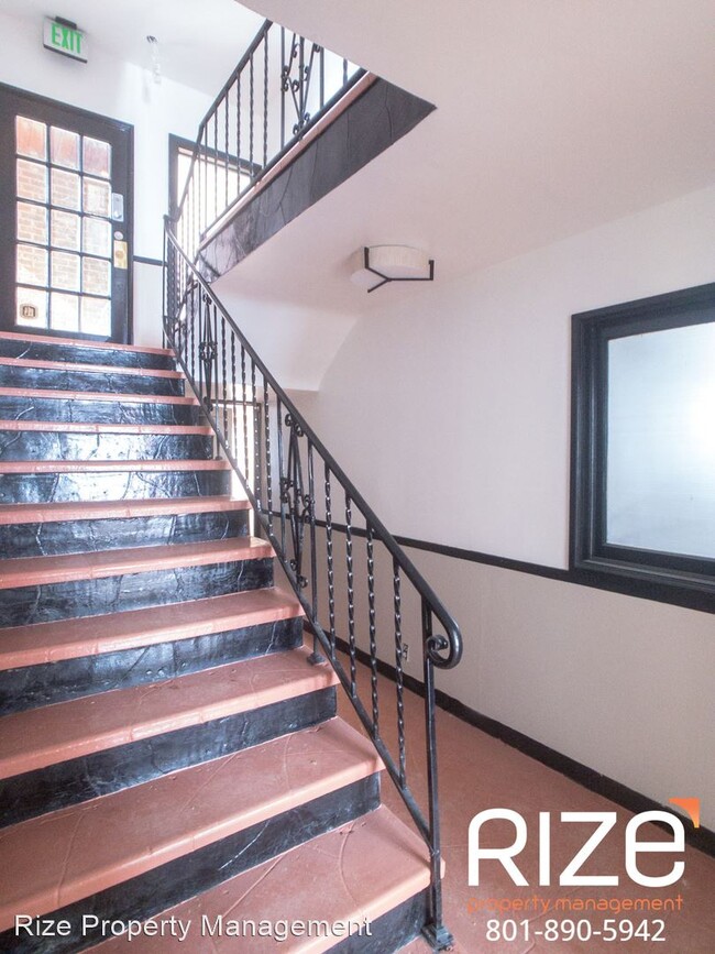 Building Photo - 841 500 E