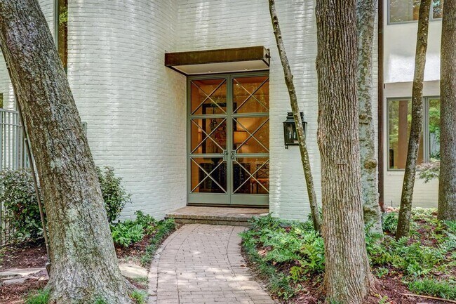 Foto del edificio - 58 Saddlebrook Ln