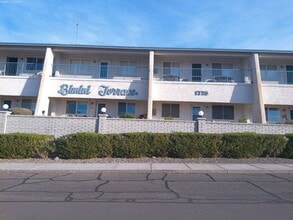 Building Photo - 1775 Bimini Ln