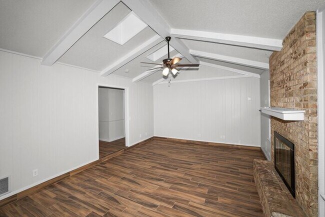 Foto del edificio - 8102 Santa Fe Trail