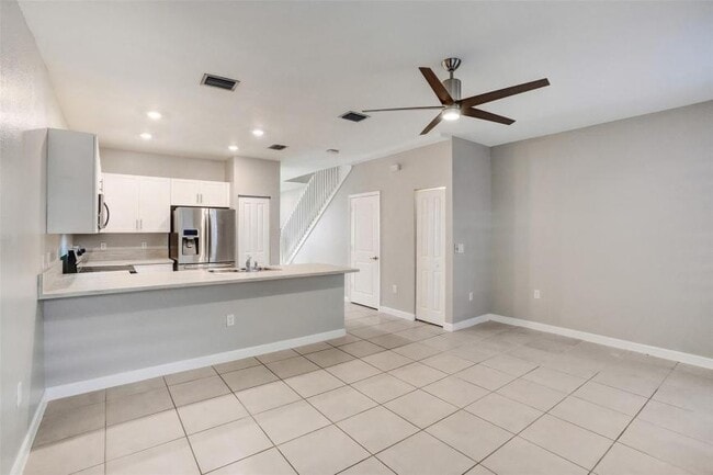 Building Photo - 3 bedroom in North Miami Beach FL 33179