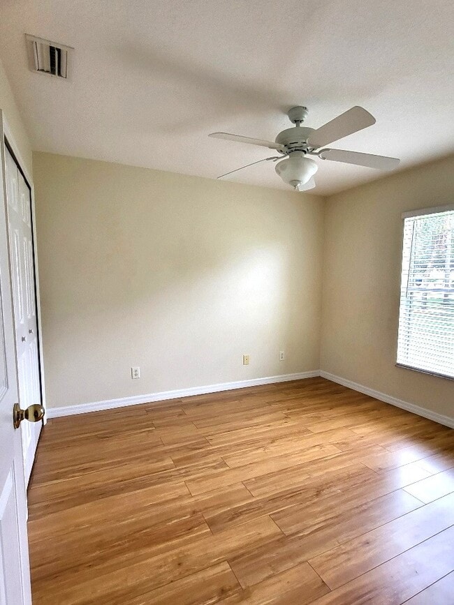 Building Photo - 4806 51st Ct