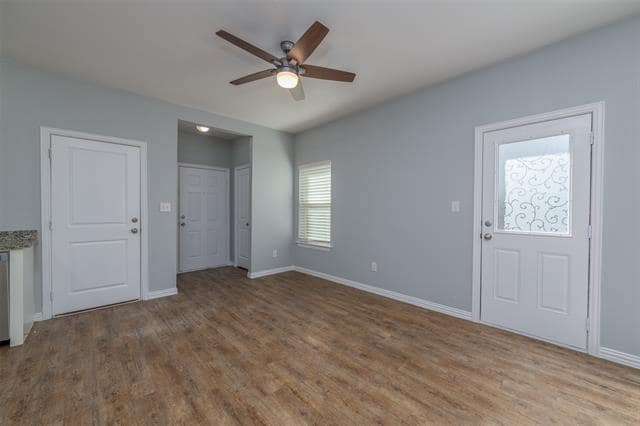 Building Photo - 2030 Brookes St