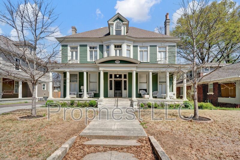 Photo - 1306 Carr Ave