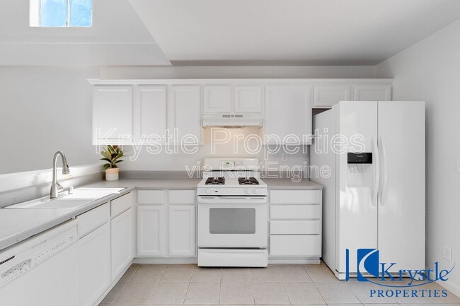 Foto del edificio - 228 Donaldson Way E