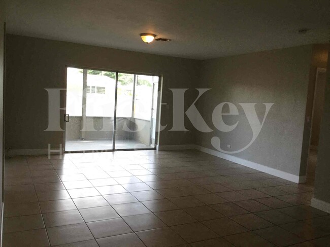 Foto del edificio - 6941 SW 5th St