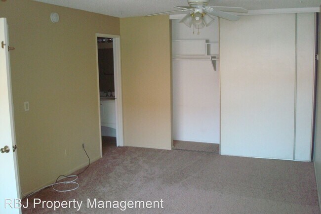 Building Photo - 3 br, 2 bath House - 10207 Bell Gardens Dr...