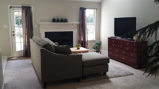 Foto del edificio - Hyde Park Rental