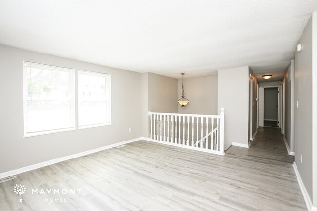 Building Photo - 10338 Rouark Ln