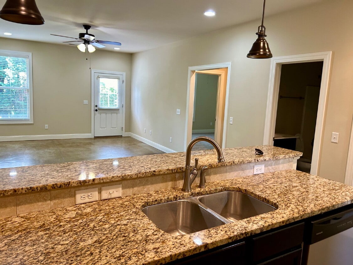 Primary Photo - 2BD 2BA GROUND LEVEL DUPLEX WITH GARAGE FO...