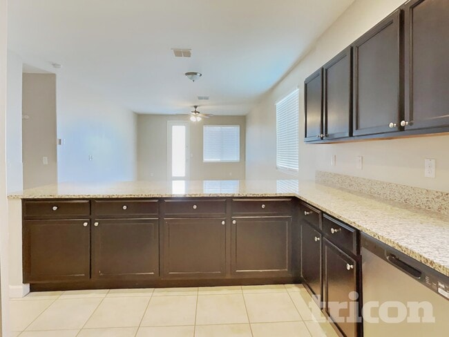 Building Photo - 4674 S 238th Ln