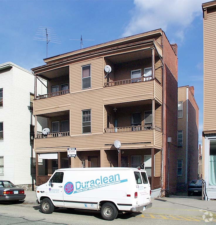 Primary Photo - 81-85 Minerva St