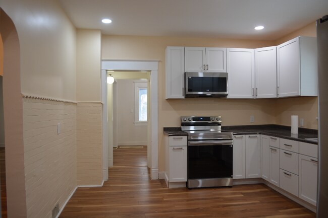 Foto del edificio - 225 Thieme Pl