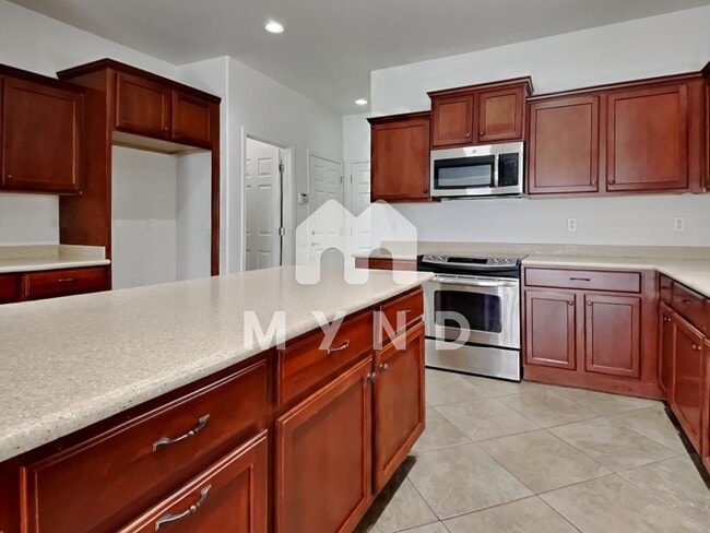 Building Photo - 26629 N Babbling Brook Dr
