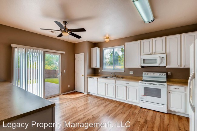 Building Photo - 3 br, 2 bath House - 10003 Mackay Drive