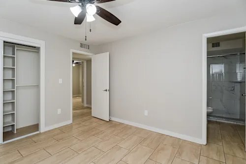 Foto del edificio - 2212 N 54th Ln