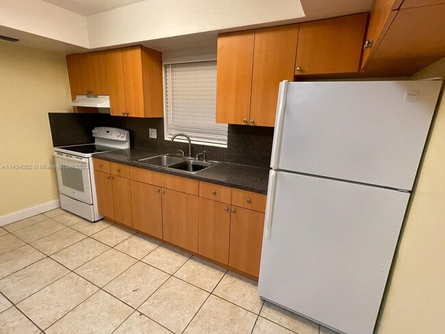 Foto del edificio - 7550 SW 82nd St