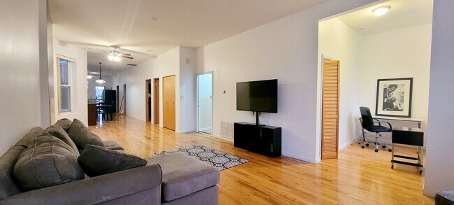 Living Room & Office Nook - 425 E 42nd Pl