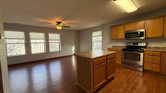 Building Photo - Series 350 Of Urban Nest Properties, LLC