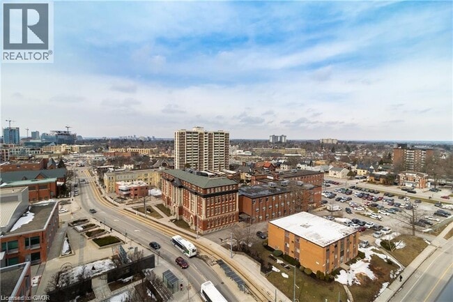 Building Photo - 85 Duke St W