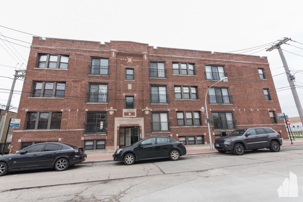 Primary Photo - 6677 N Oliphant Ave