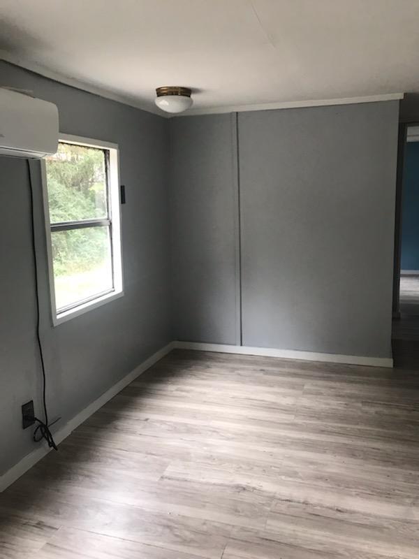 Building Photo - 100 Halls Pl