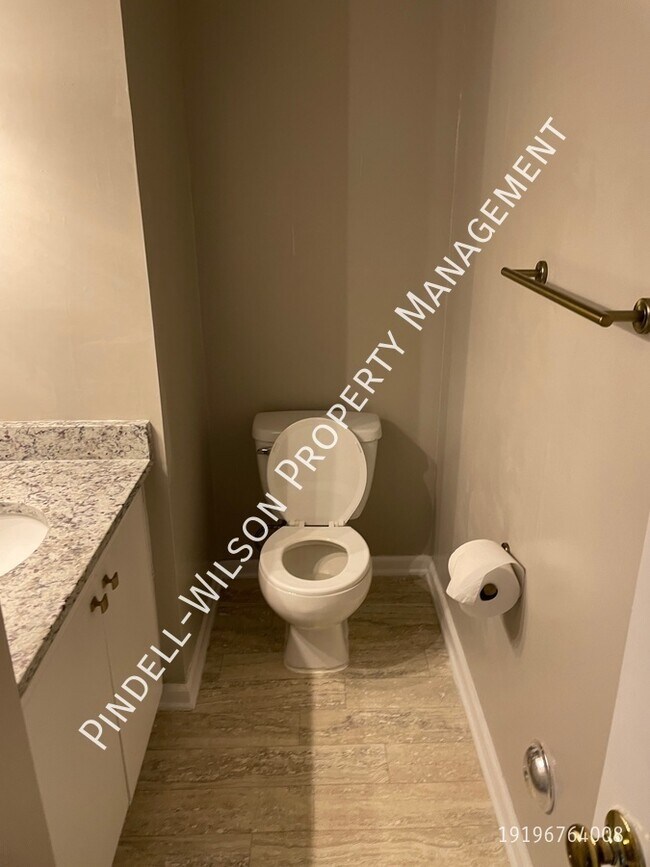 Building Photo - 5621 Hamstead Crossings