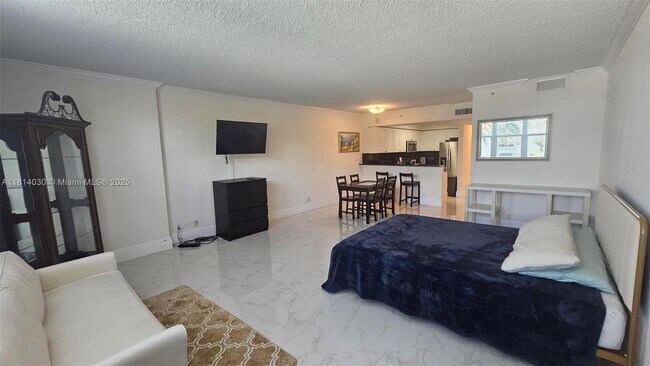 Foto del edificio - 2501 S Ocean Dr