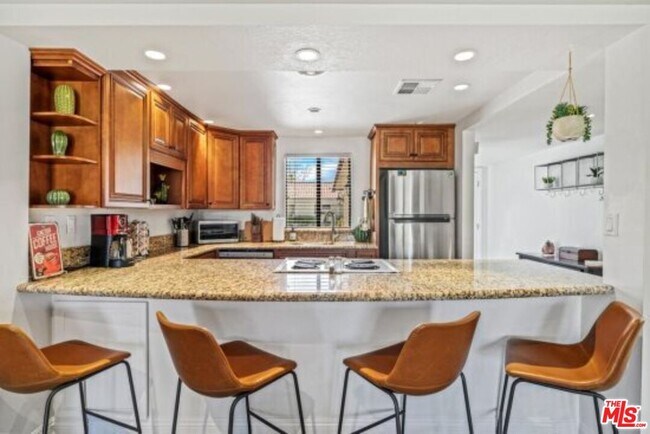 Building Photo - 40588 Pebble Beach Cir