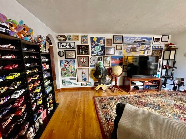 Building Photo - 226 Nevada St