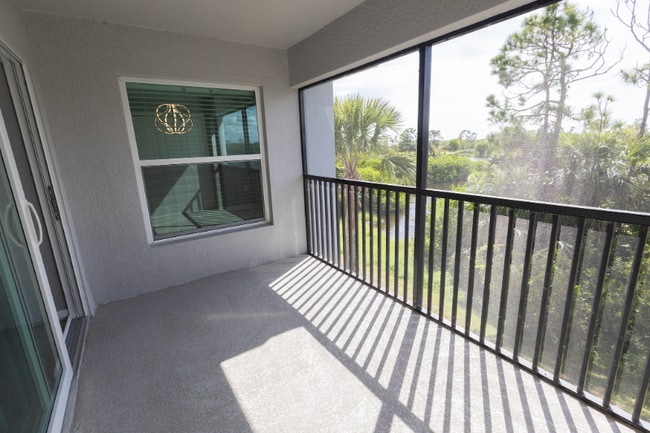 Building Photo - 14281 Heritage Landing Blvd