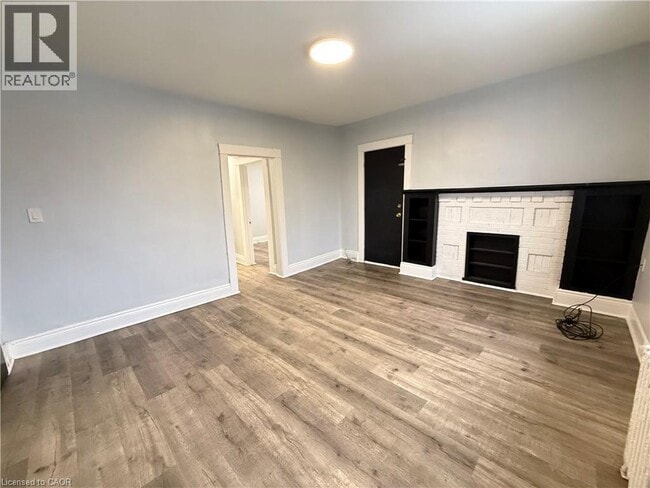 Building Photo - 128 Carrick Ave