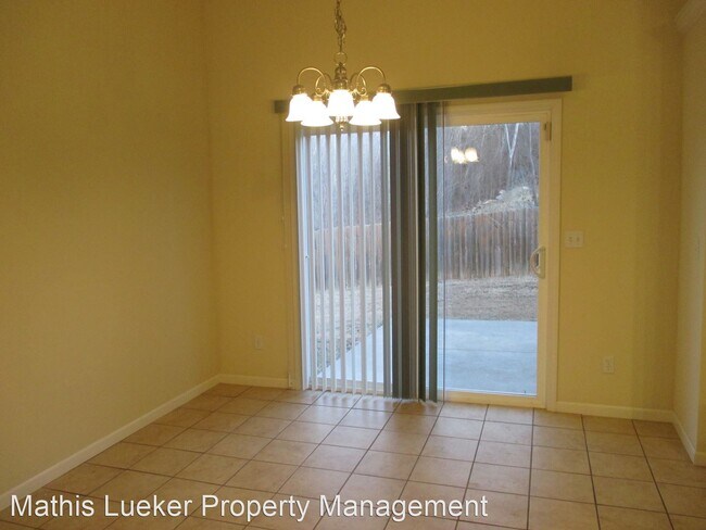 Building Photo - 3 br, 2 bath House - 2440 Fox Sparrow Ct